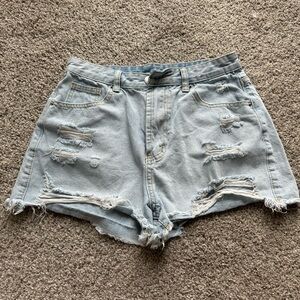 Light wash ripped Jean shorts